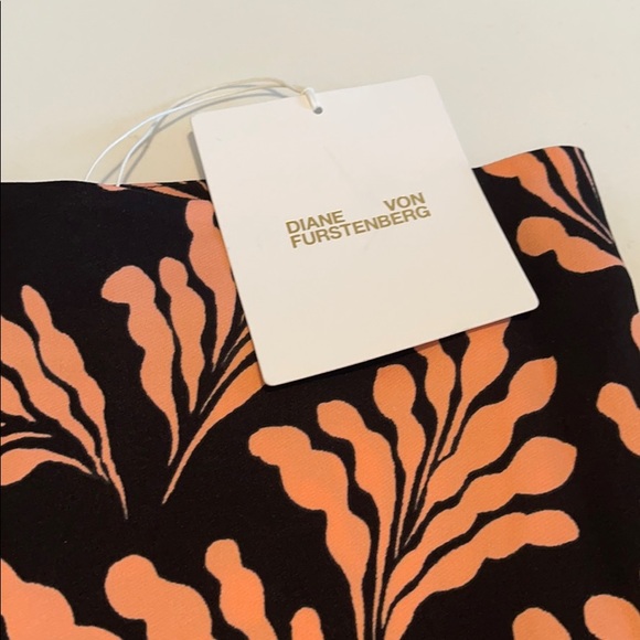 DVF skirt - Picture 3 of 3